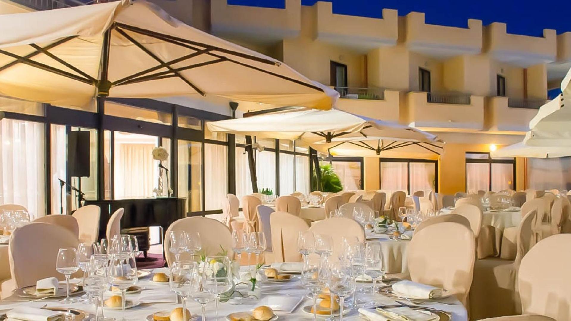 Nettuno Hotel Palace ベルヴェデーレ・マリッティモ エクステリア 写真