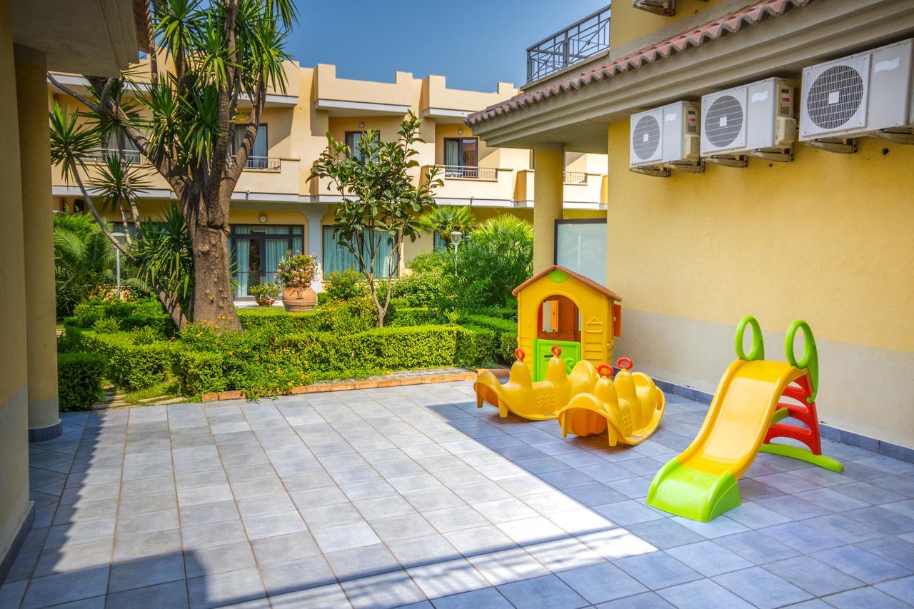 Nettuno Hotel Palace ベルヴェデーレ・マリッティモ エクステリア 写真